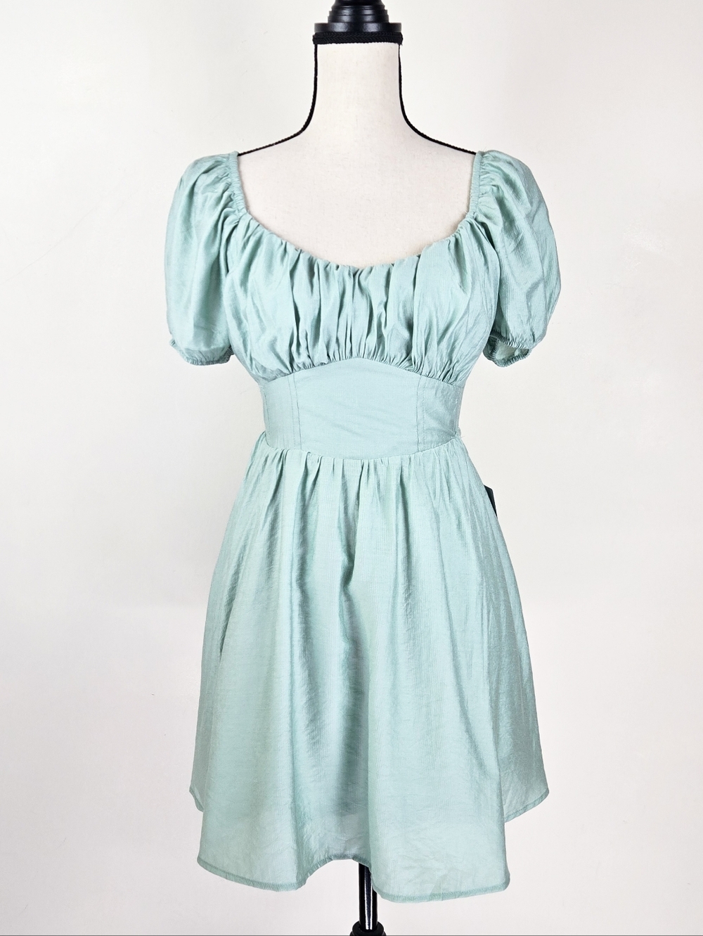 🦋LAST🦋 NWT Blu Pepper Puff Sleeve Tie Back Mini Dress, Mint, Size Large